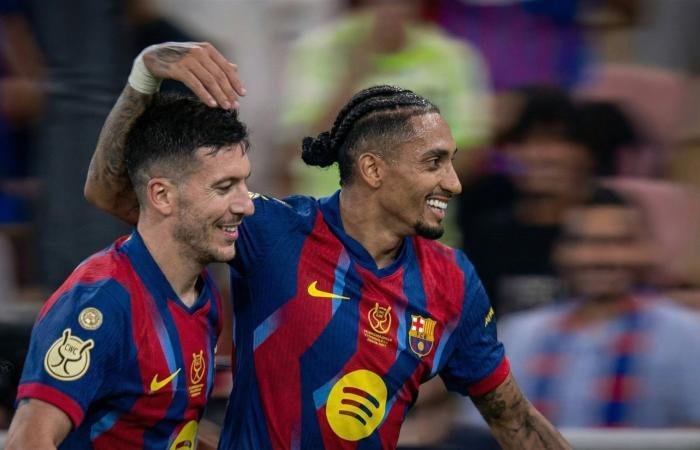 برشلونة-يكتسح-أتلتيك-بلباو-بخماسية-نظيفة-في-جدة-ويتأهل-إلى-نهائي-السوبر-الإسباني-2026