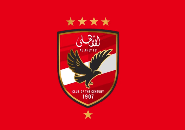 تسويق-مدافع-الأهلي-في-3-دوريات-لرحيله-في-يناير