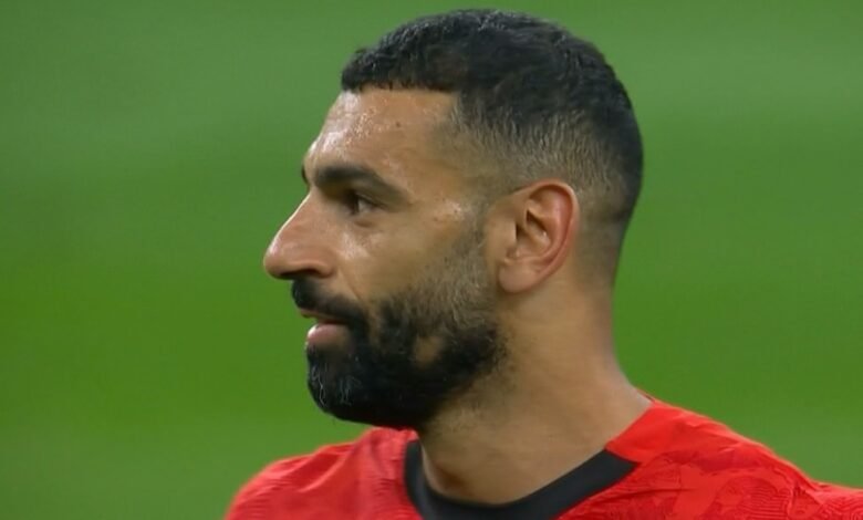 “ضعوا-الكرة-في-الشباك”،-شيرر-عن-أداء-صلاح-أمام-المرمى-اليوم