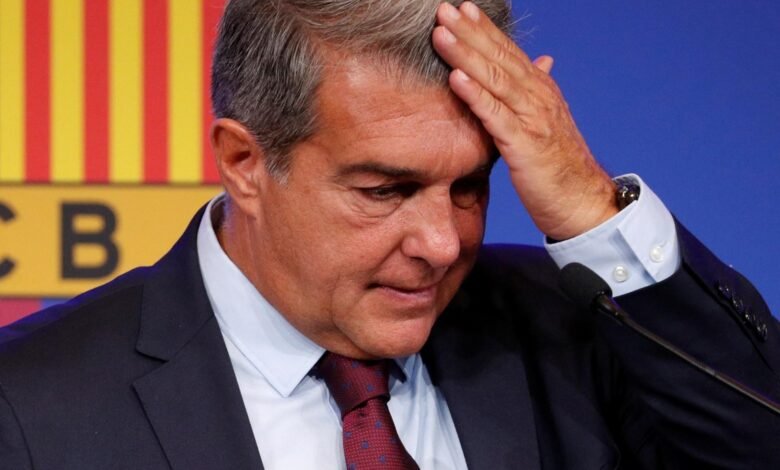 لابورتا-يعلّق-على-تسربات-المياه-في-“كامب-نو”:-الملعب-ما-زال-في-طور-البناء