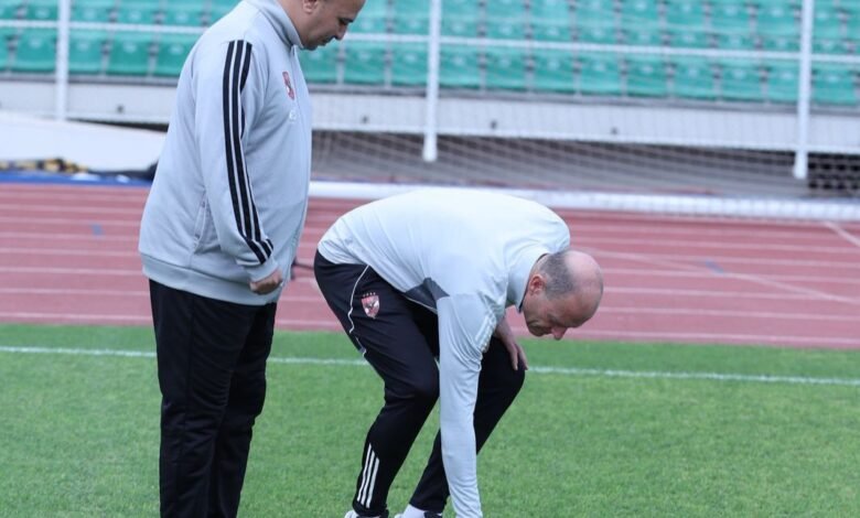 توروب-والشناوي-يتفقدان-ملعب-مباراة-يانج-أفريكانز