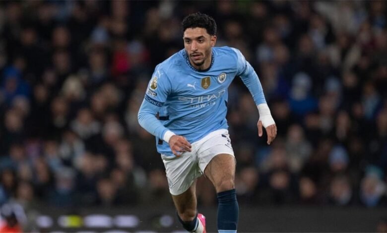 كل-سنة-وأنت-الحب.-مانشستر-سيتي-يحتفل-بعيد-ميلاد-عمر-مرموش-الـ27