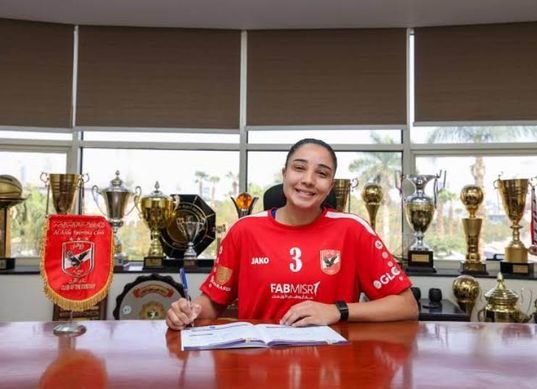 إصابة-لاعبة-طائرة-الأهلي-بقطع-في-وتر-أكيليس