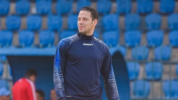 إبراهيم-صلاح-يعلق-على-صعود-الزمالك-إلى-الدور-ربع-النهائي-من-بطولة-الكونفدرالية