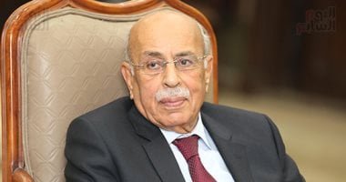 وزير-الشباب-والرياضة-ينعي-الدكتور-مفيد-شهاب