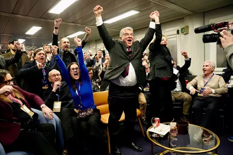 رسميا.-خوان-لابورتا-يفوز-بانتخابات-رئاسة-برشلونة-حتى-2031