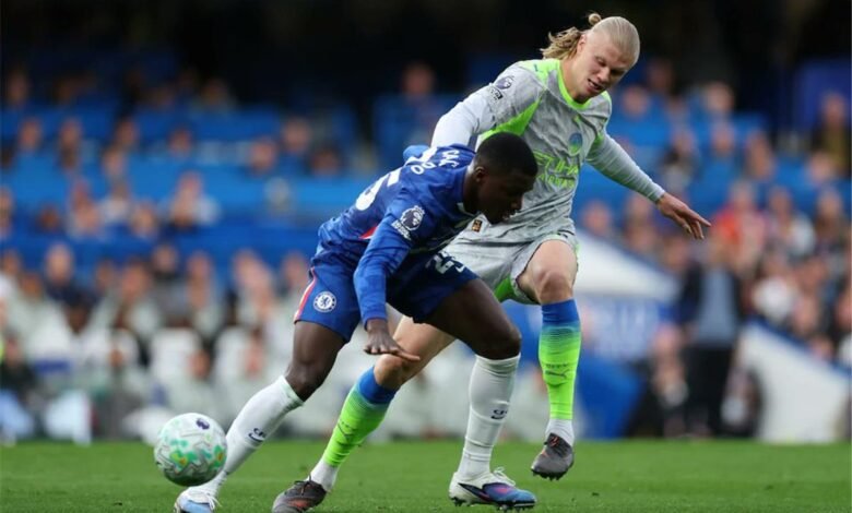 مانشستر-سيتي-يضرب-تشيلسي-بثلاثية-في-الدوري-الإنجيزي-ويواصل-مطاردة-آرسنال