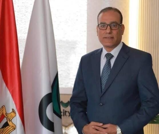 تصريحات-مصطفى-عزام:-ضوابط-صارمة-لحضور-جلسة-الفار-ورفض-استعانة-الأهلي-بخبير-صوتيات