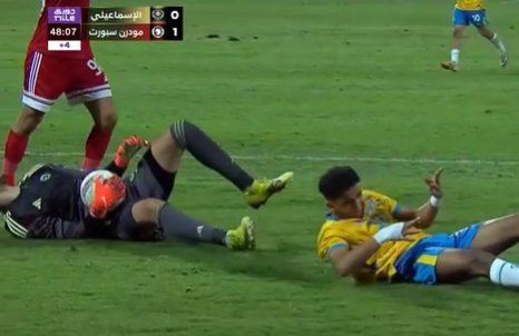تفاصيل-نقل-لاعب-الإسماعيلي-للمستشفى-بعد-مباراة-مودرن-سبورت