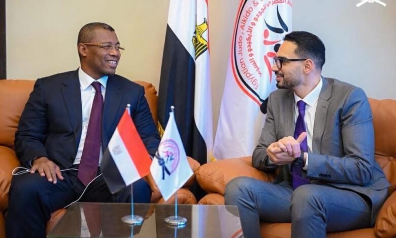 رئيس-الاتحاد-الإفريقي-للچودو-يزور-مقر-الاتحاد-المصري-لبحث-التعاون-وتطوير-اللعبة