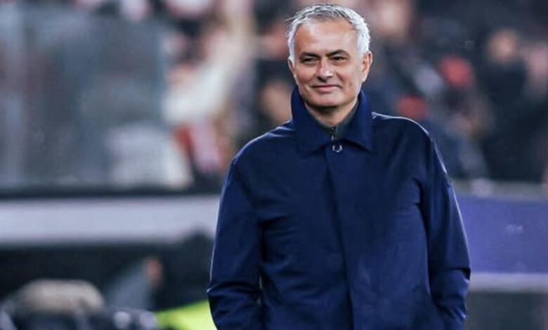مورينيو-يصل-إلى-مدريد-لمباشرة-عمله-على-رأس-الإدارة-التقنية-للفريق-الملكي