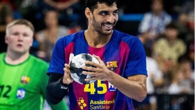 سيف-الدرع-يتوج-مع-برشلونة-بلقب-دوري-أبطال-أوروبا-لكرة-اليد