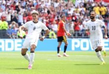 إمام-عاشور-يحصد-جائزة-أفضل-لاعب-في-مباراة-مصر-وبلجيكا