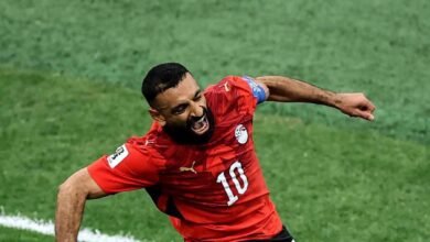 لحظة-وصول-محمد-صلاح-اليونان-|صور