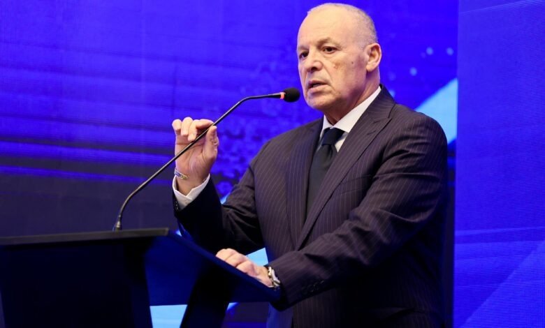 «35-عامًا-في-خدمة-الساحرة-المستديرة».-اتحاد-الكرة-يحتفي-بعيد-ميلاد-المهندس-هاني-أبو-ريدة 