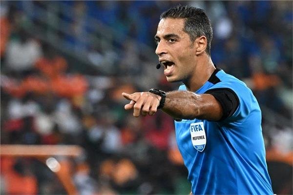 أمين-عمر-حكمًا-لمباراة-الزمالك-والاتحاد-السكندري-في-افتتاح-الدوري