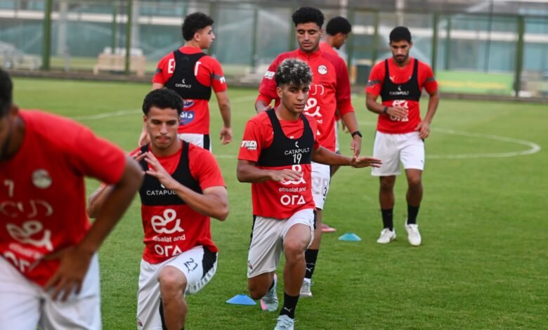 منتخب-الشباب-يواصل-استعداداته-لتصفيات-شمال-أفريقيا.-وشوقي-غريب-يجتمع-باللاعبين