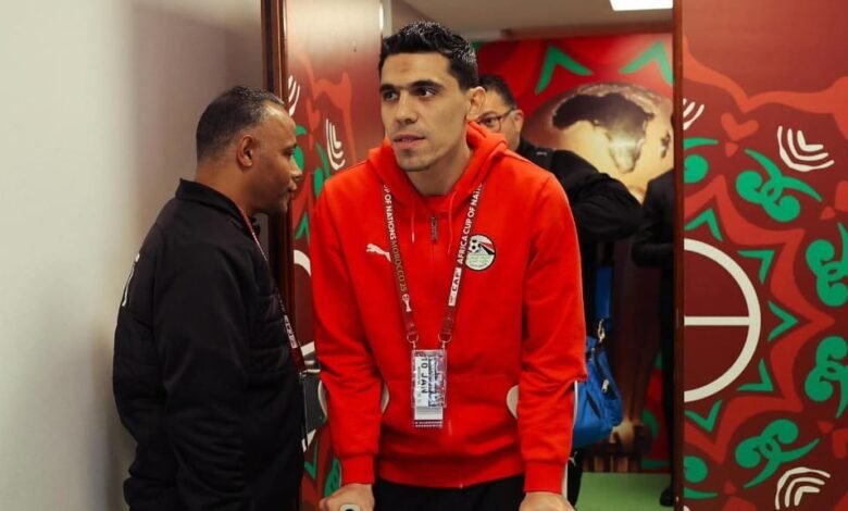 بعد-غياب-239-يومًا.-محمد-حمدي-يعود-للمشاركة-مع-بيراميدز-أمام-البنك-الأهلي