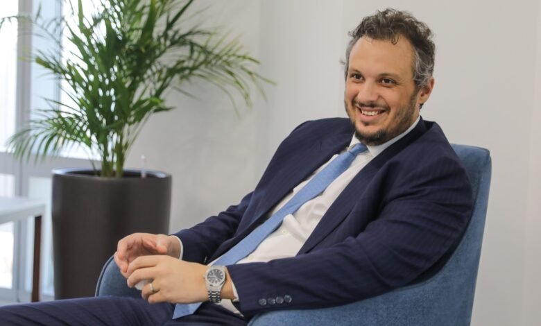 ميدو-يشيد-بإدارة-بيراميدز:-ممدوح-عيد-من-أهم-اكتشافات-الكرة-المصرية