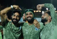 واقي-الرأس-يحمي-محمود-مرعي-في-تدريبات-بيراميدز-قبل-مواجهة-الشرقية-إنبي